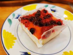 蓝莓蛋糕-萨莉亚意式餐厅(南京环亚凯瑟琳广场店)