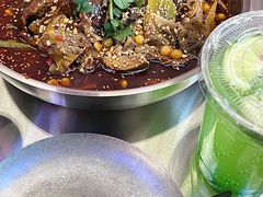 -蓉三少冒烤鸭·四川小吃集(北京首店)