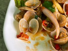 -四川小胡子海鲜(丁村万人海鲜广场店)