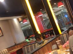 大堂-尊宝比萨(较场口店)
