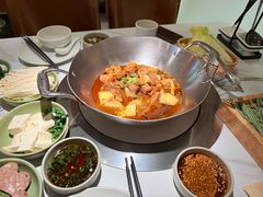 -左庭右院鲜牛肉火锅(环球港店)