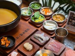-银米·云南传统过桥米线(双廊黑金冠店)