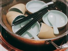 -洪氏嗨捞·猪肚鸡火锅(阳光天地店)