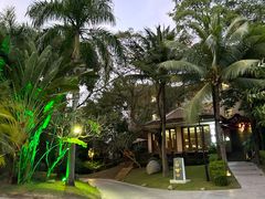 -三亚亚龙湾雅高美爵酒店