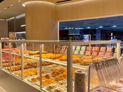 -好利来(上海长宁龙之梦店)