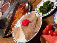 -萍姐火锅·公路夜市(武汉首店)