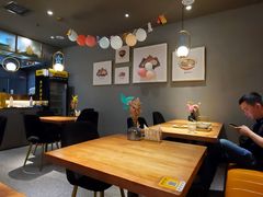 -POKEE VIA&Brunch·维娅(重庆来福士店)