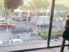 -红盔侠小龙虾(海宁银泰店)