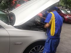 -车享家汽车养护中心(花照壁店)