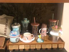 零售区-星巴克臻选(北京嘉里中心第二店)