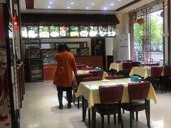 大堂-李连贵熏肉大饼(兴工街店)