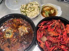 -李双猪·小龙虾·烧烤·羊肉煲(乐山店)
