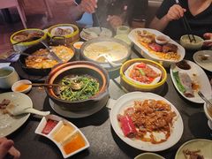 -蝴蝶里·粤菜·点心(滨江龙湖店)