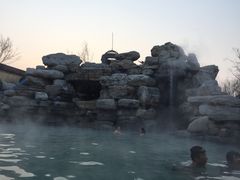 -仁爱团泊湖温泉中心