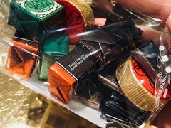 -VENCHI 闻绮(北京国贸商城店)