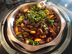 鲜烧牛肉-周老三跷脚牛肉·全牛火锅(非遗传承店)