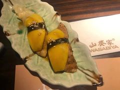 鹅肝芒果手握饭-山葵家居酒屋(天目里店)