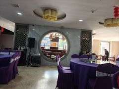 -温汤大酒店餐厅
