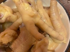 -虾弄弄海派小龙虾·牛羊蝎子火锅