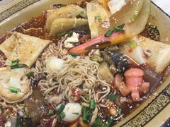 -川魂帽牌货冒菜(月东街店)