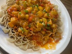 -东口码头·烧鸽子·鱼头泡饼·地方菜(金鹰悦城店)