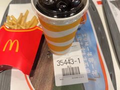 -麦当劳(轻轨曹杨路店)