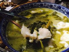 酸菜鱼-胡桃里音乐酒馆(万科城市广场店)