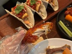 -Hooley's活利仕西餐厅(珠江新城店)