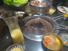 -韩烧牛中牛·甄选黑牛烤肉(黑金店)