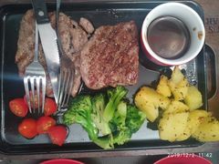 -必胜客(联投东方店)