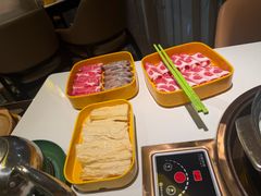 -润园四季椰子鸡火锅(卓越INTOWN店)