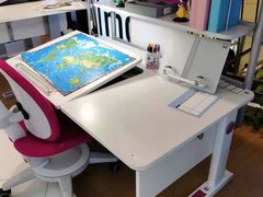 -moll学习桌椅(上海久光百货店)