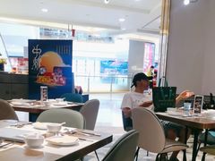 -港丽餐厅(来福士店)