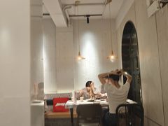 -巴厘龙虾·榜首油焖大虾(沙湖·花园店)