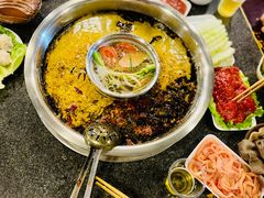 -邓莽子老火锅(中兴路总店)