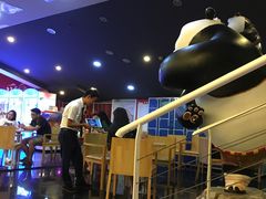 等候区-保利国际影城(中环店)