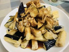 蛤蜊肉拌茄子-华春餐馆(鱼山路店)