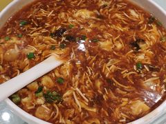 海鲜酸辣汤-金枝玉叶上海人家食府(三里河店)