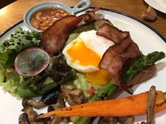 培根香肠鳄梨酱水波蛋-AFS Cafe & Canteen(闽江二路店)