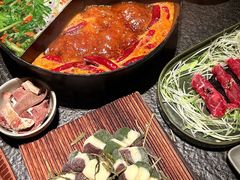 -三出山火锅(南京万象天地店)