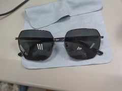 -肆兮眼镜·蔡司·徕卡战略合作店(大坪店)