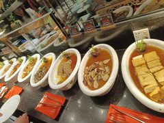 -四海一家自助餐(益田假日广场店)