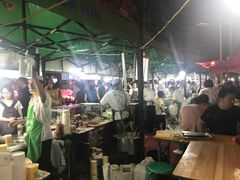 大堂-清真老马家国华牛奶鸡蛋醪糟(正宁路店)