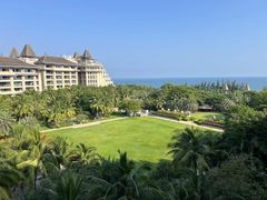 -海南清水湾莱佛士酒店