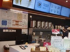 -茶理宜世(乐峰广场·尝乐集店)