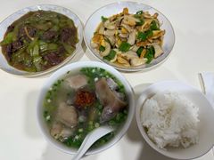 -鲸育宝宝月嫂(徐汇店)