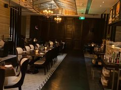 -卡佩罗意大利餐厅及酒吧Al Cappello Trattoria