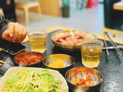 -臻牛烤肉