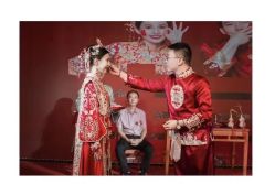 -Lady  Jane高端婚纱礼服馆