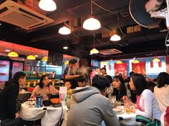 大堂-鲜入围煮花胶鸡海鲜火锅